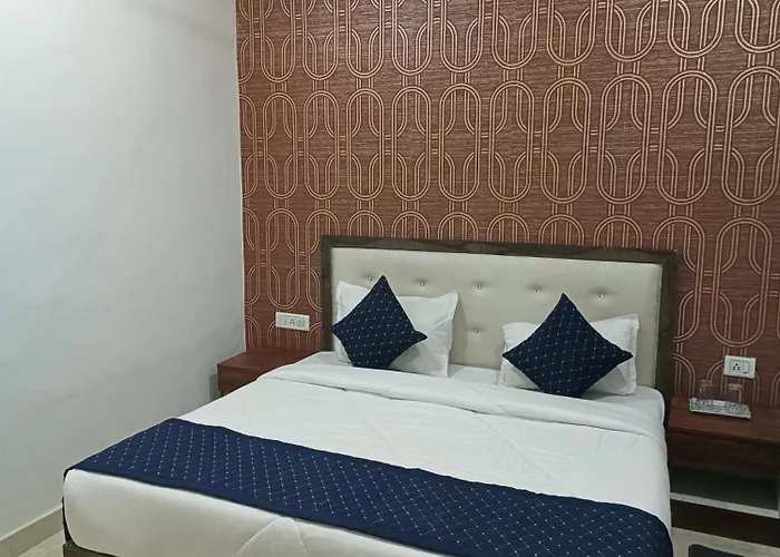 Hotel Marina Near Delhi Airport New Delhi