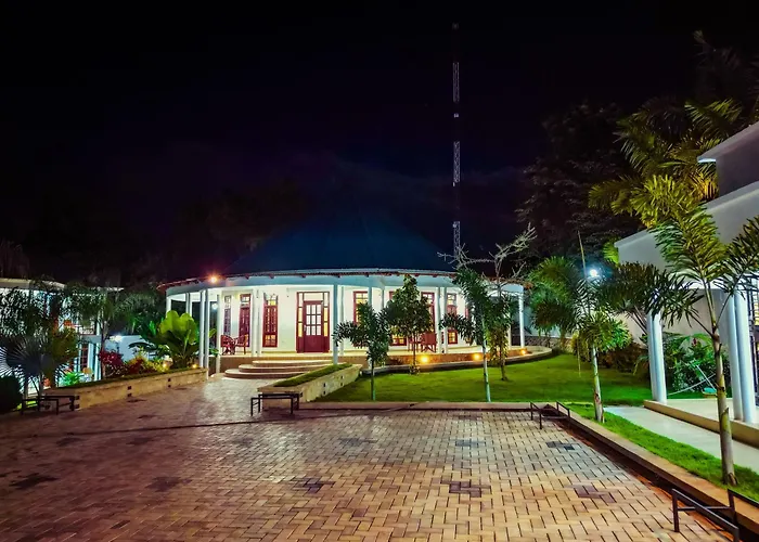 Hellen'S Riverside Villas Moshi