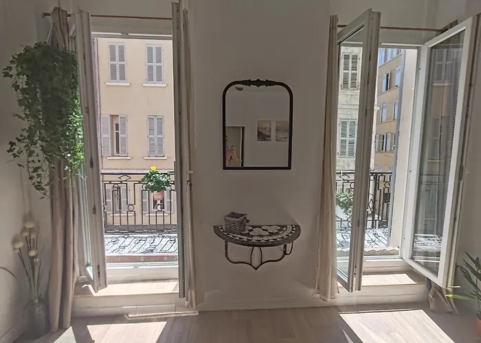 T3 Grand Balcon Au Coeur Du Vieux Port Apartment Marseille