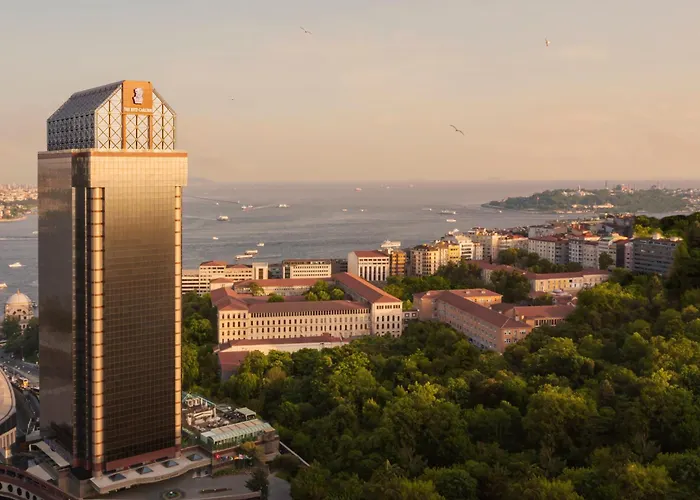 The Ritz-Carlton, Istanbul At The Bosphorus Hotel