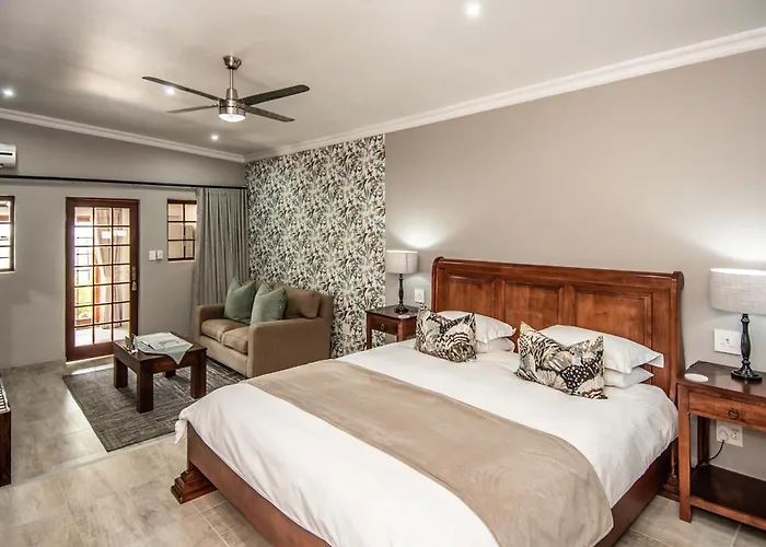 Nut Grove Boutique Hotel White River