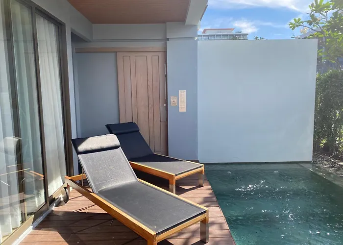 Renaissance Pattaya Resort & Spa Na Chom Thian