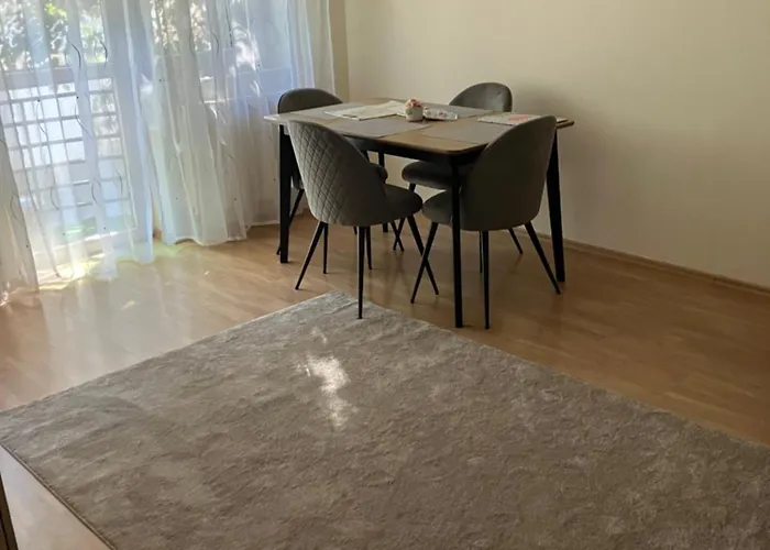 Rezi Apartman Eger