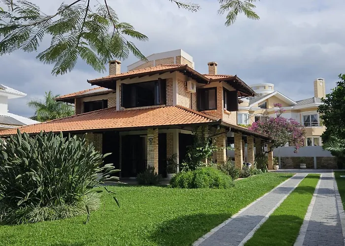 C130 Casa Para 10 Pessoas A 150M Da Praia Florianopolis