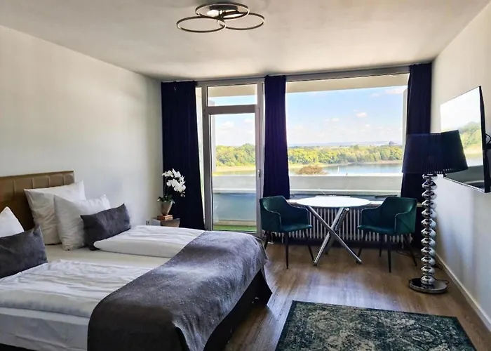 Rheinblick Apartments Cologne