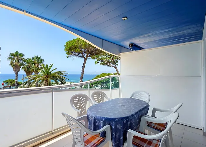 Les Ones Only Families Apartment Salou