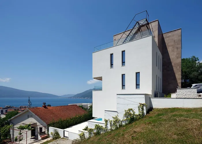 The Sound Of The Sea In Your Apartment Donja Lastva