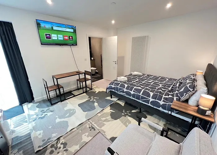 Lux New Studio Excel London