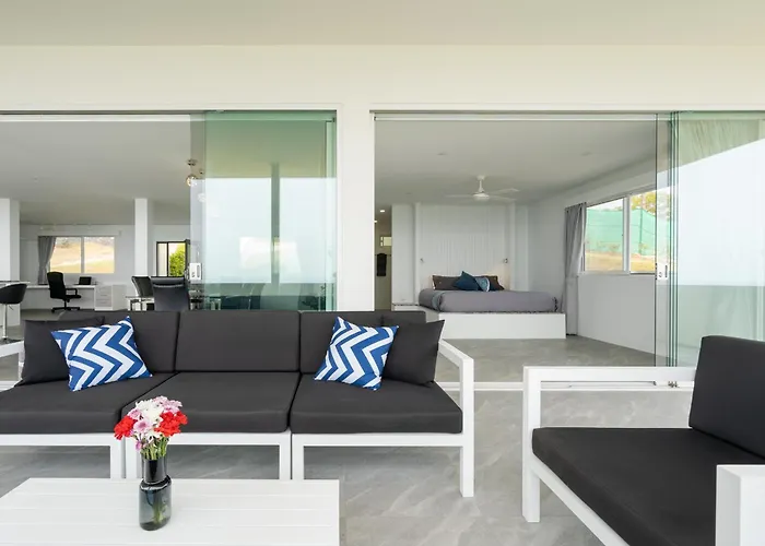 Luxury Home With A Pool - Stunning Sea Views Koh Lanta