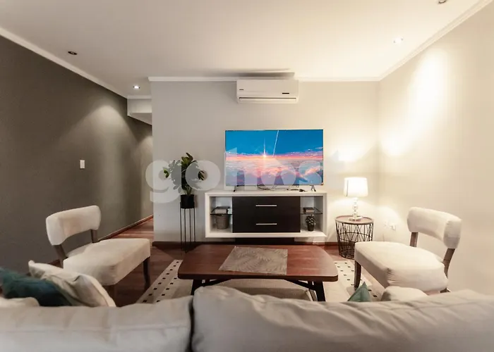 Ample 2 Bedroom Close To Shopping Del Sol Asunción