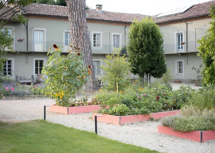 Vigne Di Fagnano 1709 Eco Relais Guest House Santo Stefano Belbo