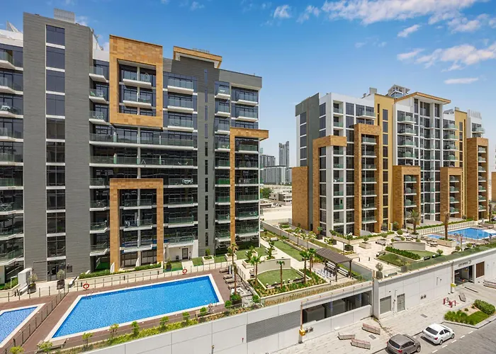 Daniels Poolside Studio In Meydan Dubai