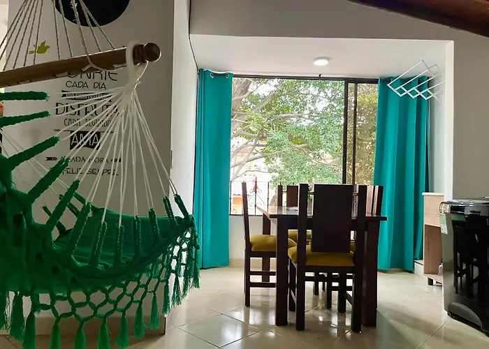 Explora La Magia De Laureles Apartment Medellin