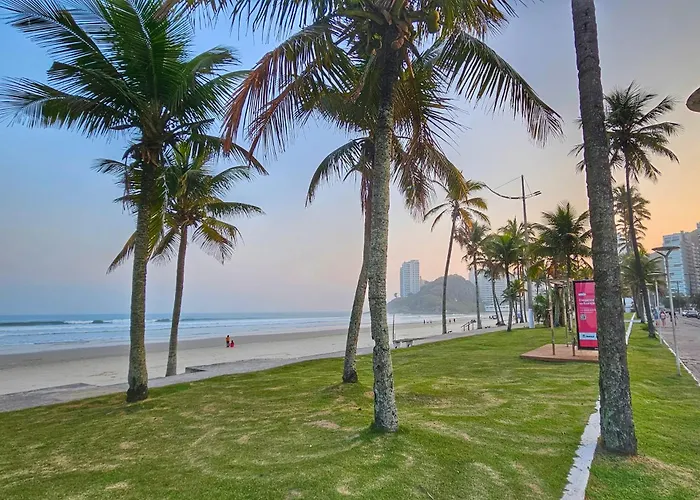 Ap Confortavel - Ar Condicionado - Praia Enseada Guarujá