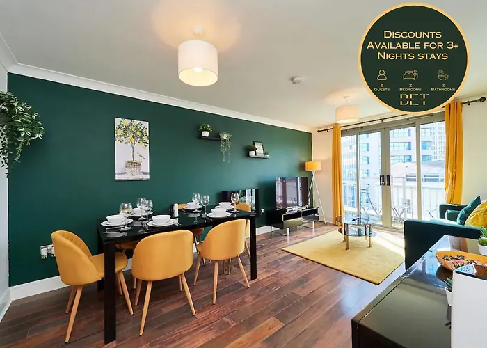 Cosy Emerald Suite - Two Story Duplex Apartment - Balcony - Contractors - Family - City Centre - Broadway Plaza - Five Ways - Sleeps 6 Birmingham