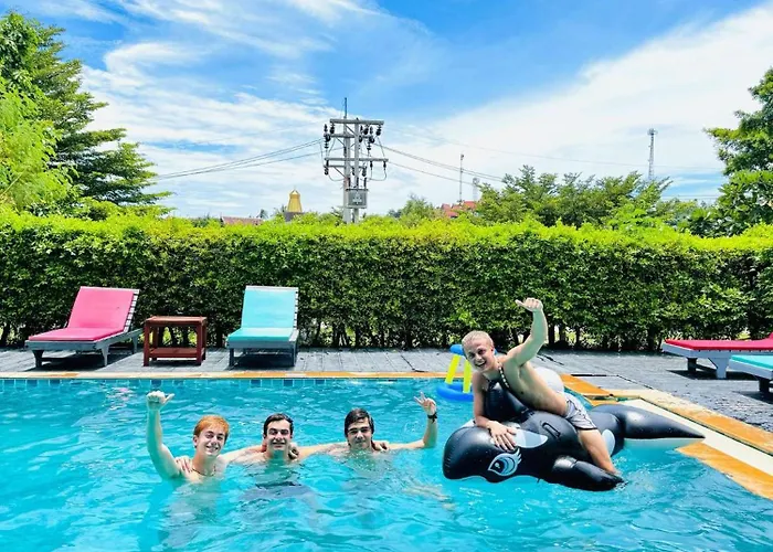 Chill Inn Samui Hostel And Restaurant Choeng Mon