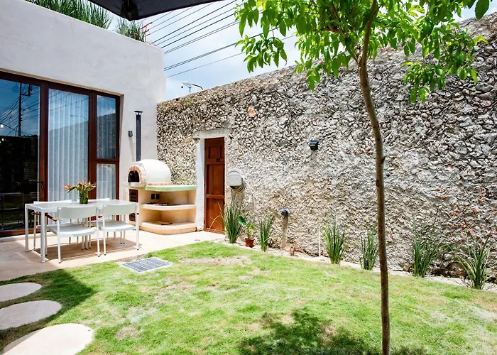 Spectacular Newly Remodelled Colonial House With Plunge Pool Apartment Mérida