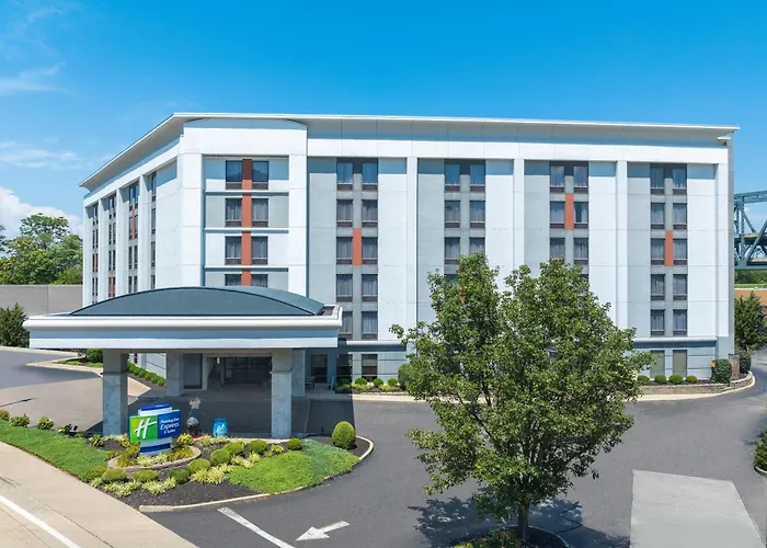 Holiday Inn Express & Suites Cincinnati Riverfront By Ihg Covington