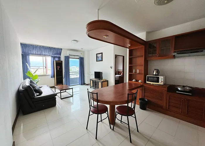 Jade Tower Hotel Chiang Mai