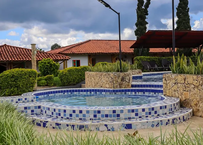 Hotel Parque De Los Arrieros Montenegro