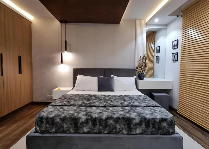 Luxury Gold Crest Apartment Lahore