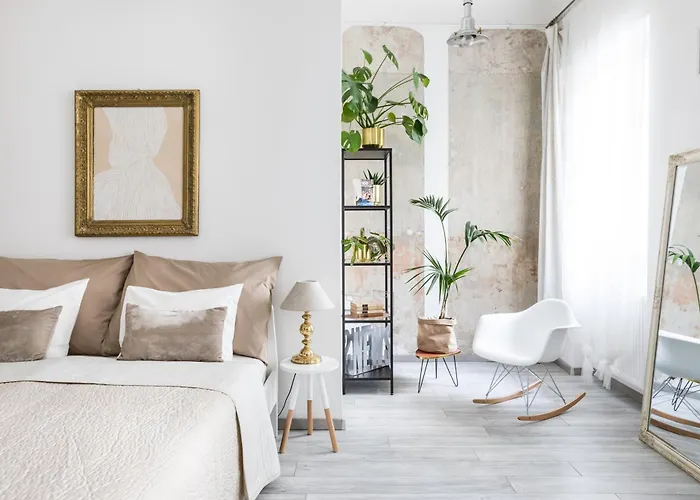 Stylish Apartment In The Heart Of The Center With Air Conditioner Budapest