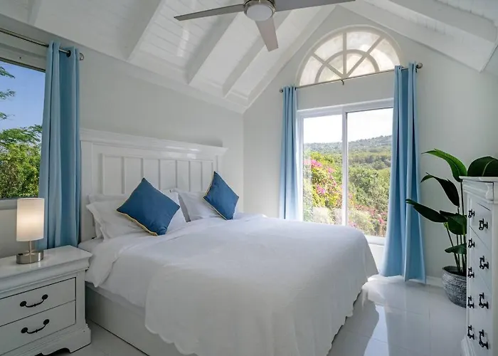 Marriott Seacastles F36, Montego Bay Apartment