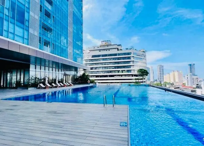 Luxury Apartment In Capital Twinpeaks Colombo
