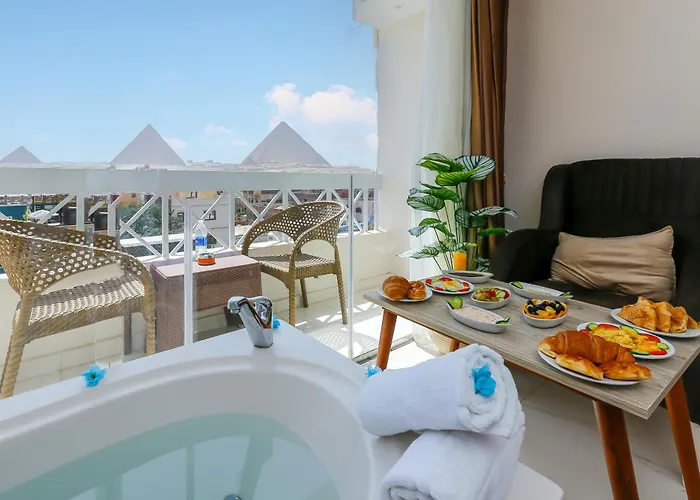 Horizon Pyramid View Inn Kafret el-Gabal