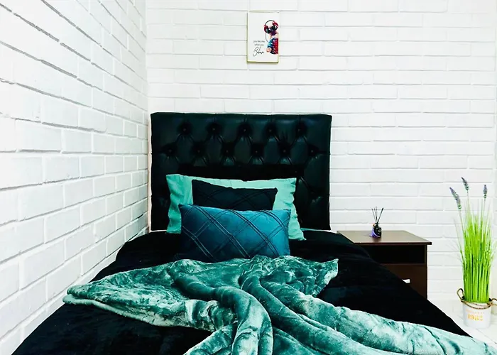 Comoda Y Privada Habitacion A Solo Pasos De Metro Zapadores Santiago