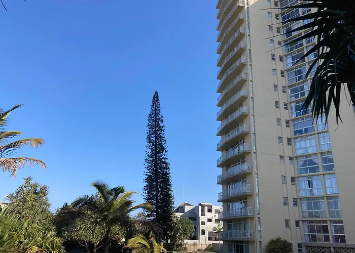 La Ballito Beachfront Breakaway