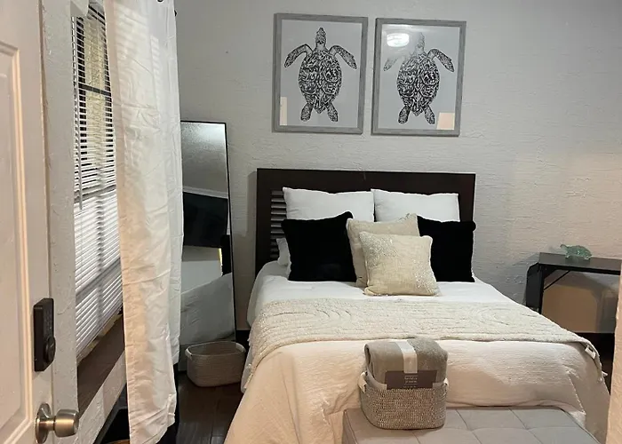 Serenity Suite #1 Daytona Beach