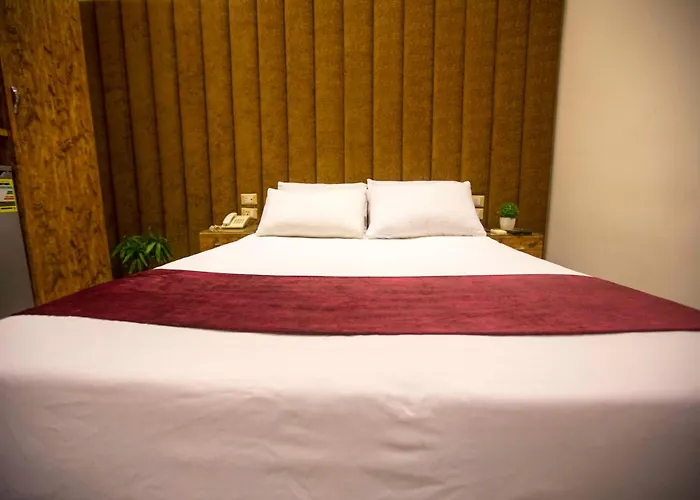 B&G Vlncia Hotel Dontown Cairo