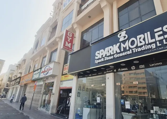 La Gold Hostel Capsule Men'S Dubai