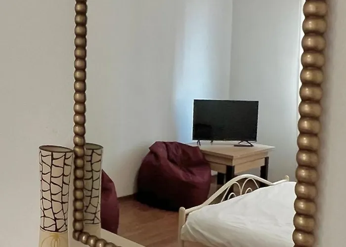 Apart-Sofisa Rusova Kyiv
