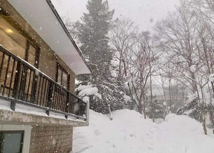 Shika House An Ideal Ski Home In Rusutsu Village - 3 Km From World Class Rusutsu Ski Resort