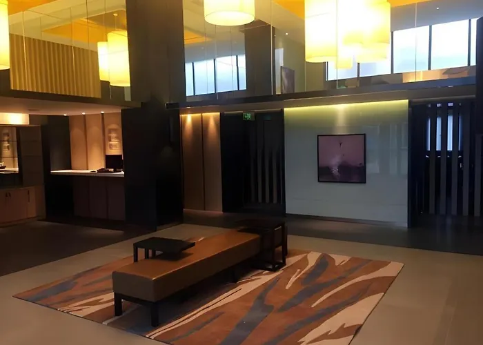 Jinjiang Inn Shanghai Innovation Industrial Park Caolu Metro Station