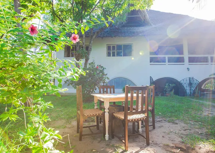 Footprints House Hotel Diani Beach
