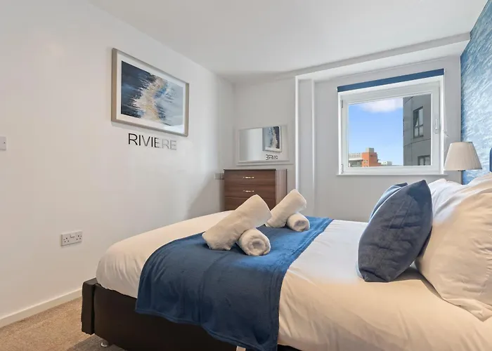 Spacious 2 Bedroom Apartment-City Centre - Free Parking- Sleeps 5 Birmingham
