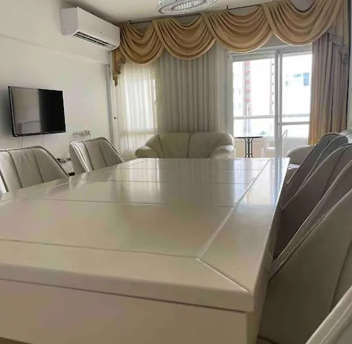 Magnifique Appartement 4P Pres De La Plage Et Kikar Netanya
