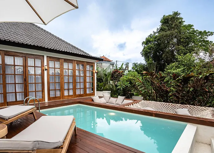 Garden Heights Villa By Evdekimi - Elegant 3Br Jungle Oasis With Hammock Ubud 
