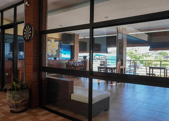 Caroline Guest House Canggu 