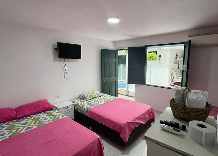 Casa Flor De Liz Hotel Villavieja