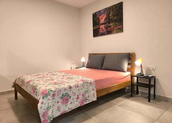 Michael'S- A Lovely Studio Apartment Eilat