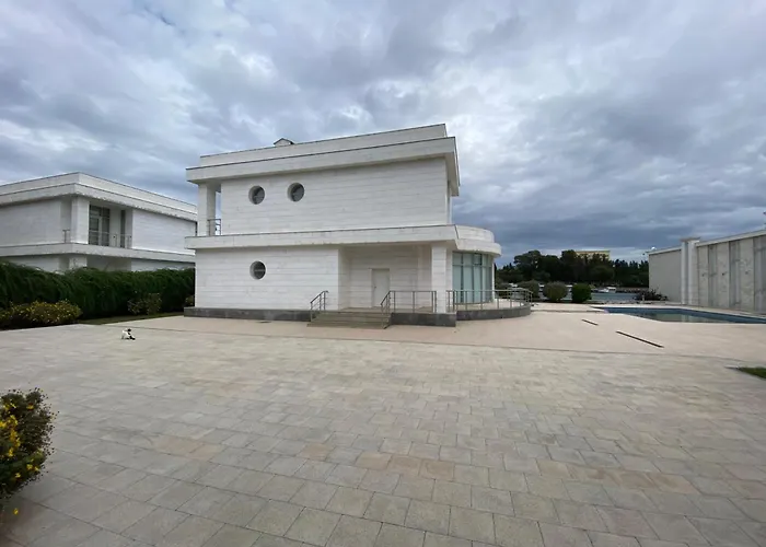 Agsaray Deluxe Hotel & Spa Mingachevir