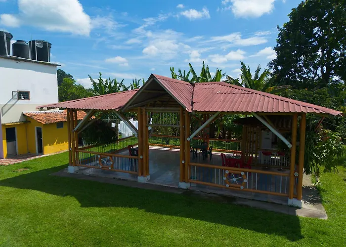 Finca Hotel Shalom La Dorada Eje Cafetero La Tebaida