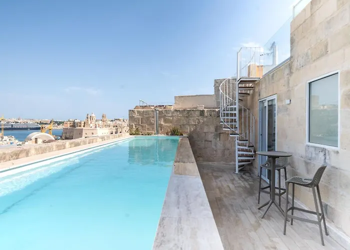 Moon Malta Boutique Stay With Rooftop Pool & Sea Views Of Valletta, Grand Harbour & Three Cities Cospicua