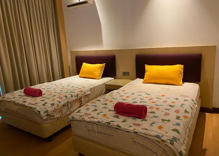 The Floorspace Imperial Suites 4Br Apartment Kuching