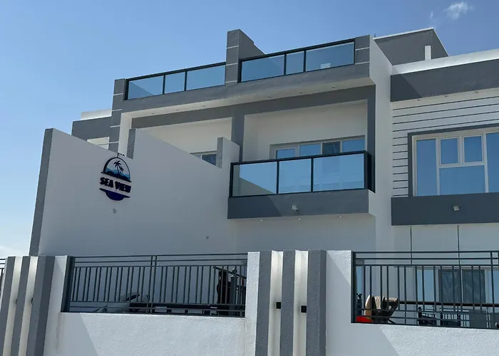 Sea View Chalet Al Ashkharah Al Sharqiyah