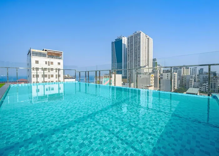 Sea Near Me Hotel Danang